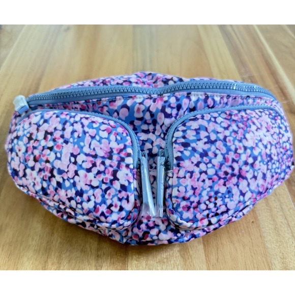 Wildfox Handbags - Wildfox Multi-Pocket Fanny Pack Belt Bag Crossbody Sling Confetti Y2K Athleisure